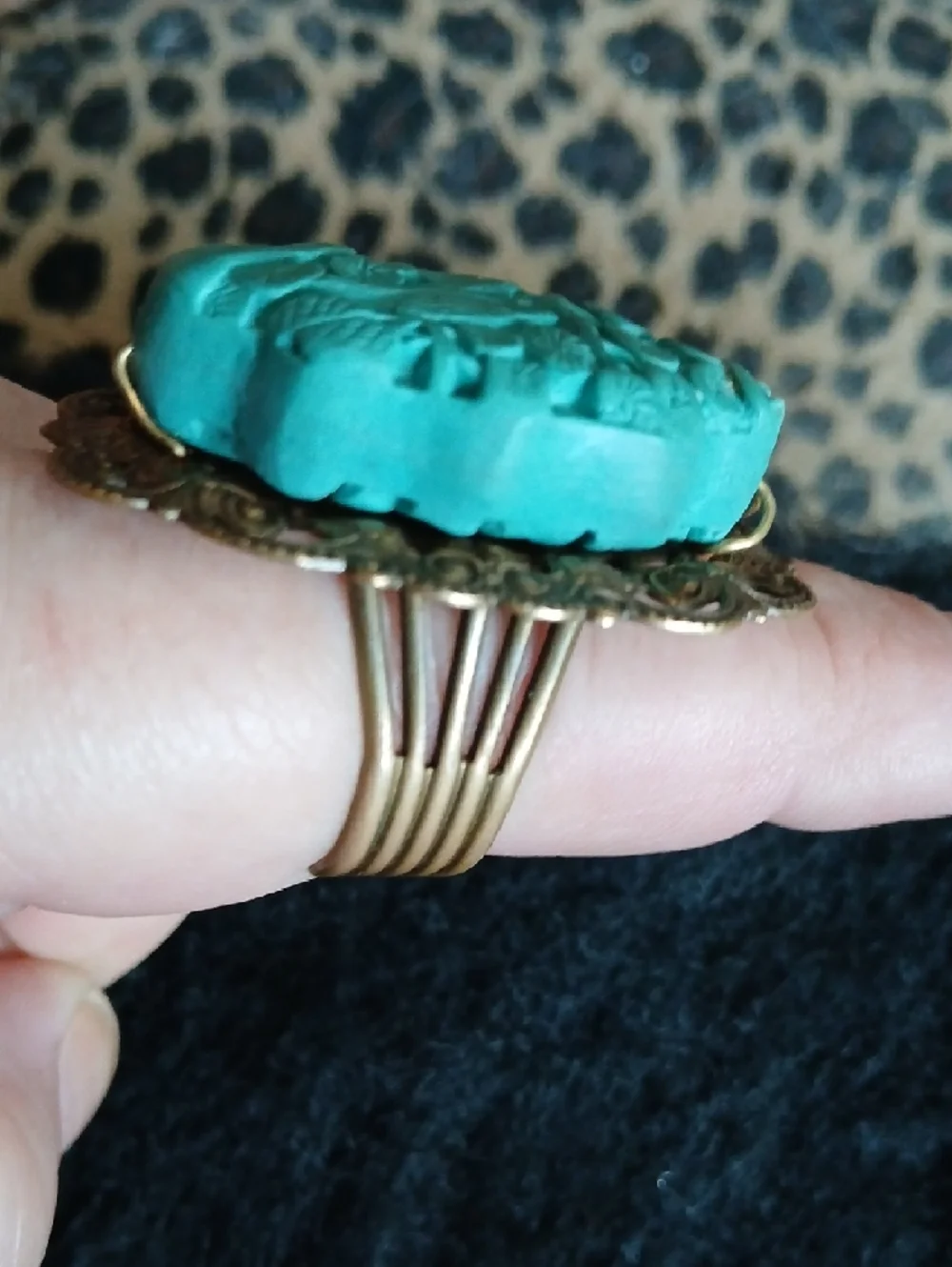 Jan Michaels Of San Francisco‎ Faux Turquoise Carved Bird Cameo Lace Bronze Ring